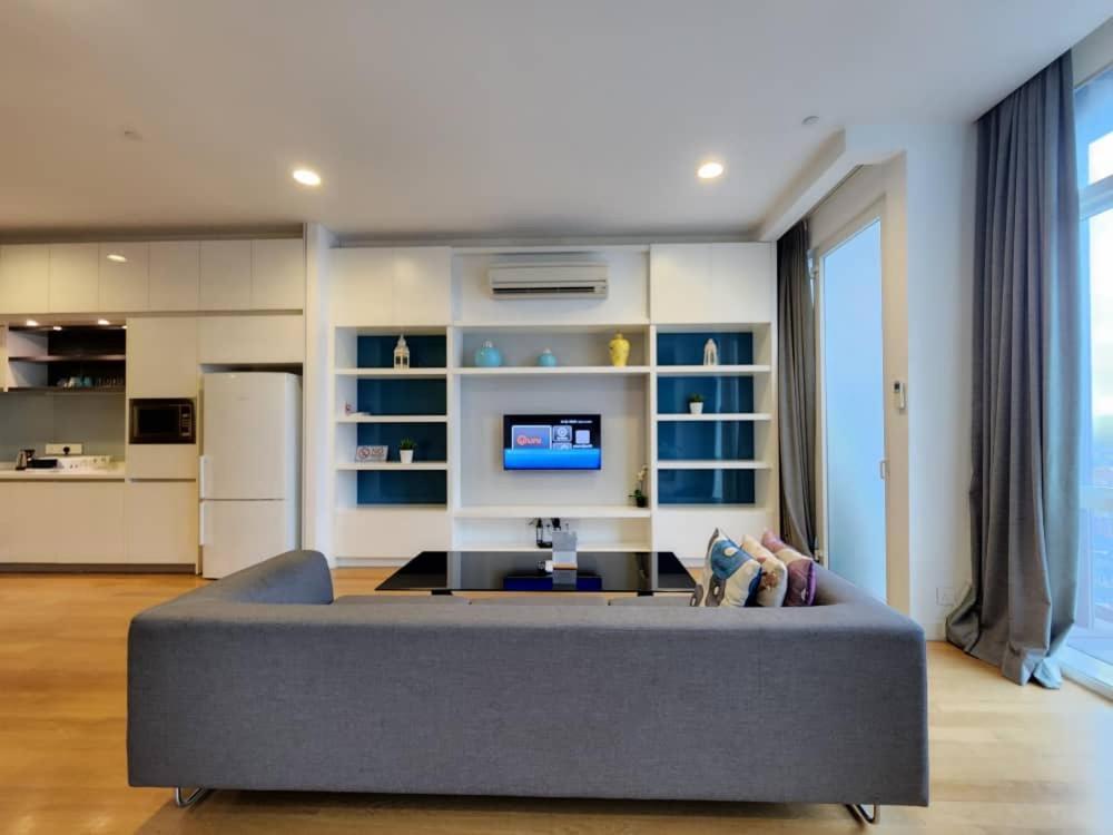 Faced Suites Platinum Klcc Kuala Lumpur Exterior photo