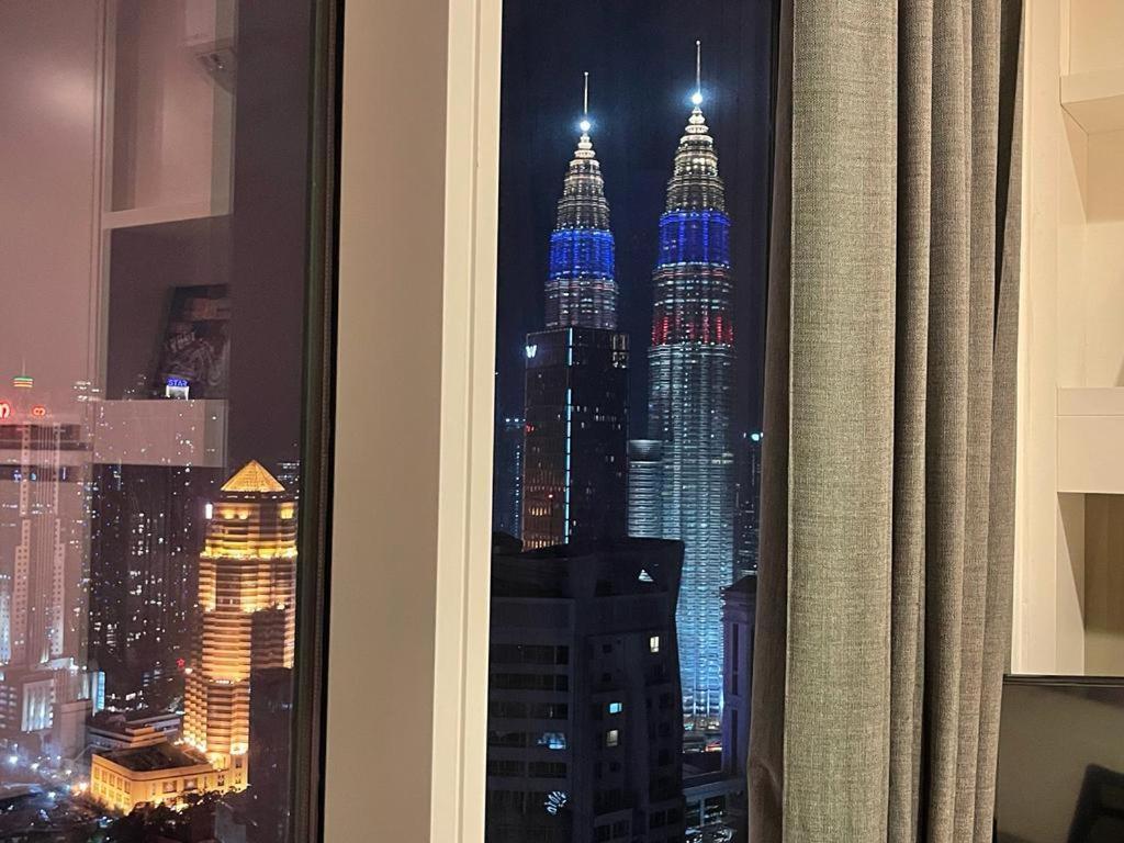 Faced Suites Platinum Klcc Kuala Lumpur Exterior photo