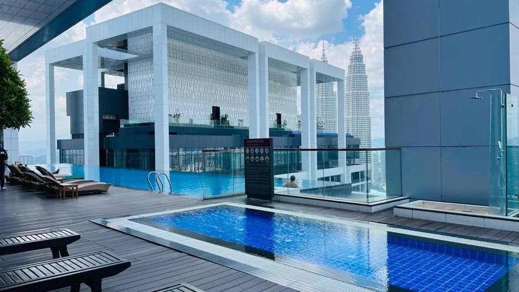 Faced Suites Platinum Klcc Kuala Lumpur Exterior photo